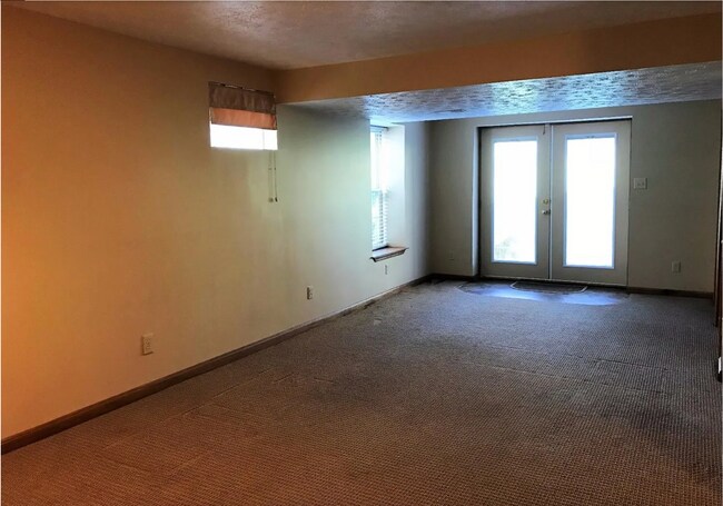 Photo - 3654 Ridgewood Ave Apartment