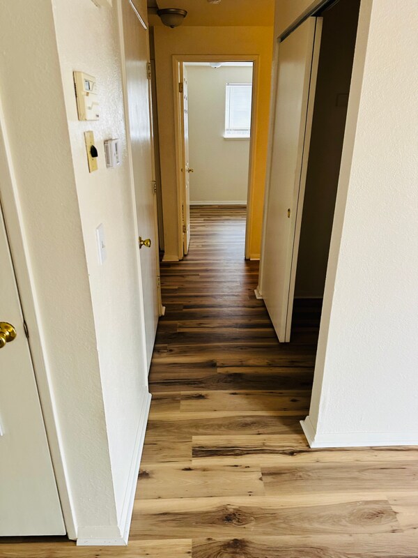 Foto del edificio - 425 Aspen Way