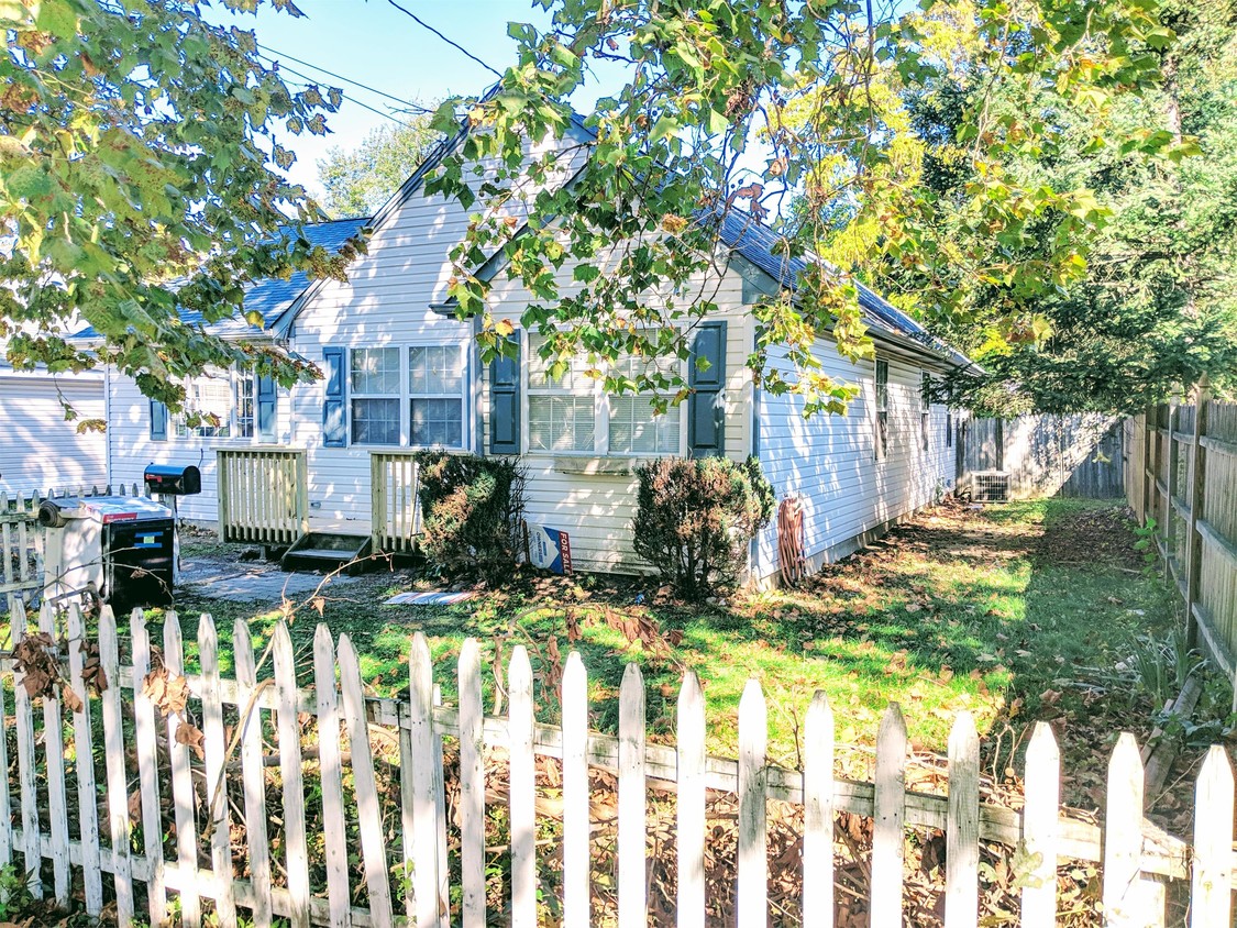 1125 Hessian Ave, Westville, NJ 08093 House Rental in Westville, NJ