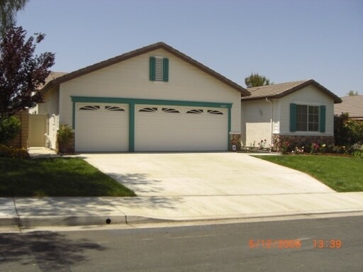 Primary Photo - 44895 Machon Rd