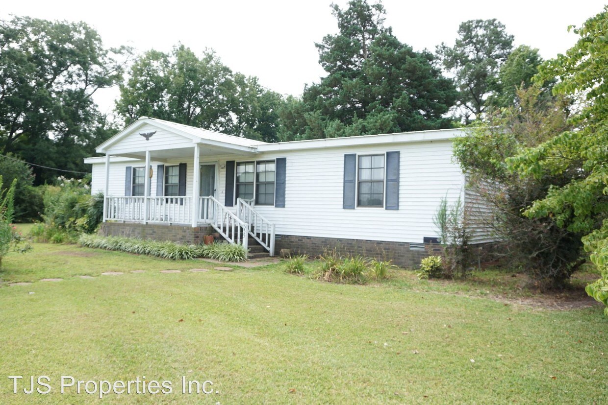 Primary Photo - 3 br, 2 bath House - 355 W Old Dover Road
