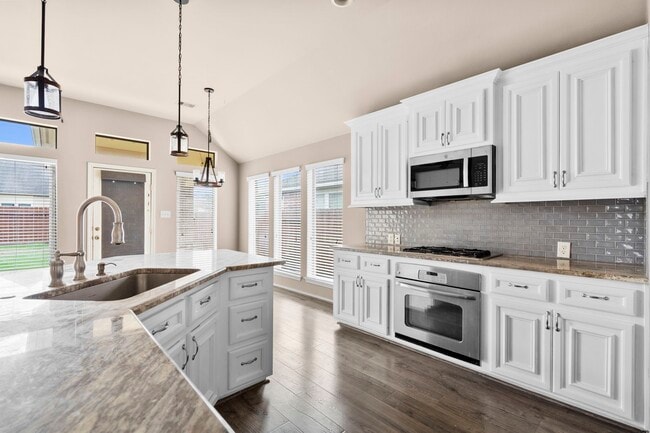 Building Photo - 10923 Starling Creek Dr