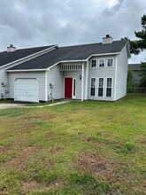 Building Photo - 103 Persimmon Ct