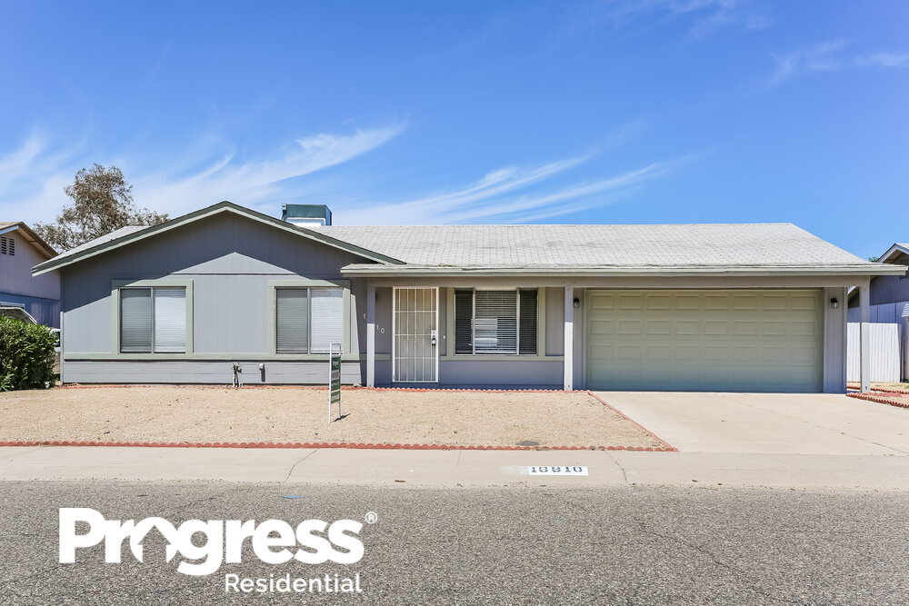 Primary Photo - 10810 W Roma Ave