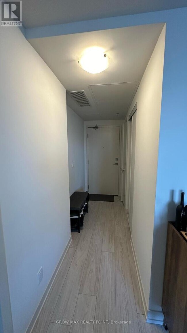 Photo du bâtiment - 90 Glen Everest Rd