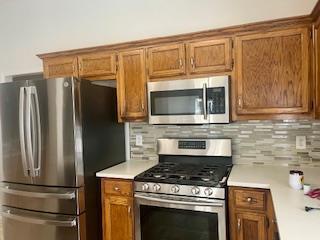 Foto del edificio - 1208 Oakwood Blvd