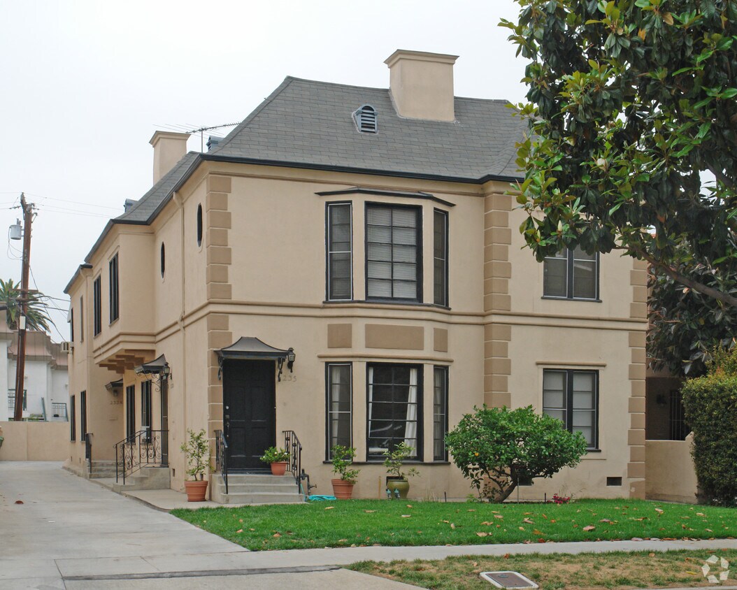 Primary Photo - 233 S Gale Dr