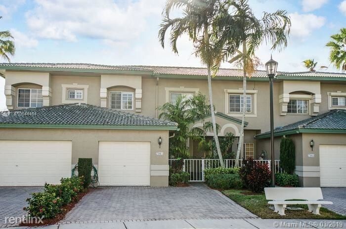 2 br, 2 bath - 7981 Exeter Blvd W - 2 br, 2 bath  - 7981 Exeter Blvd W