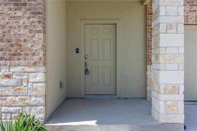 Foto del edificio - 6721 Hartlage St