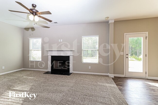 Foto del edificio - 415 Shady Glen