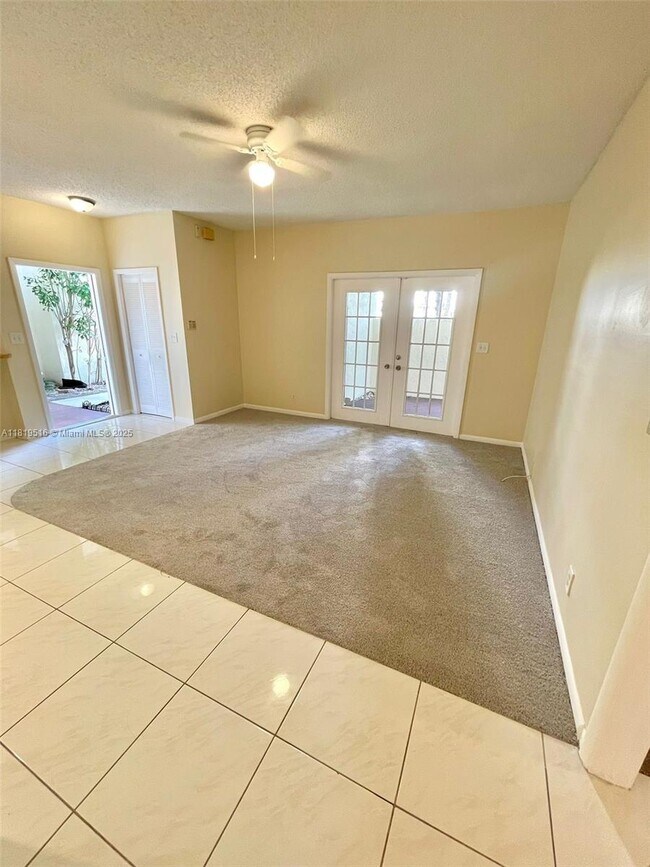 Foto del edificio - 1423 Avon Ln