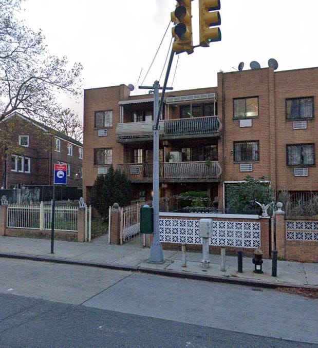 Primary Photo - 8230 Parsons Blvd