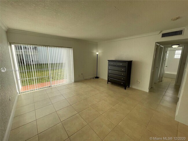 Foto del edificio - 7226 SW 94th Pl