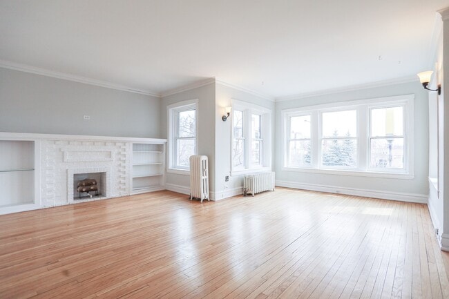 Photo - 5610 N Ashland Ave Apartment