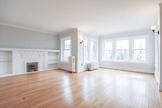 Building Photo - 5610 N Ashland Ave