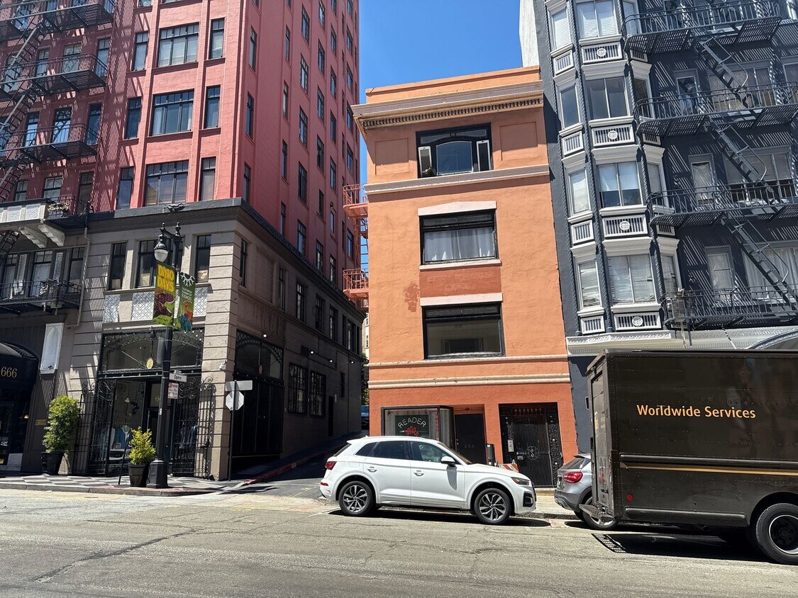 Foto principal - Epic REA- Spacious Flexible Plan 1-2 BR/1 ...