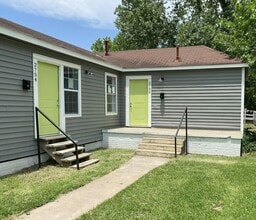 Building Photo - 2754 Foster St