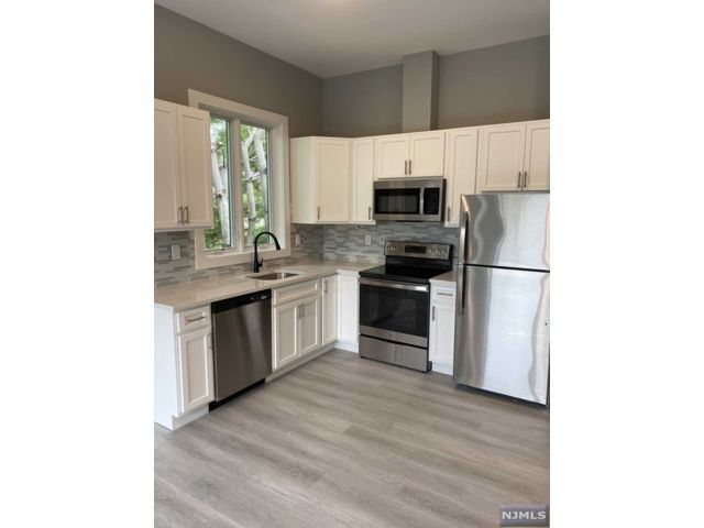 Foto del edificio - 1311 Inwood Terrace