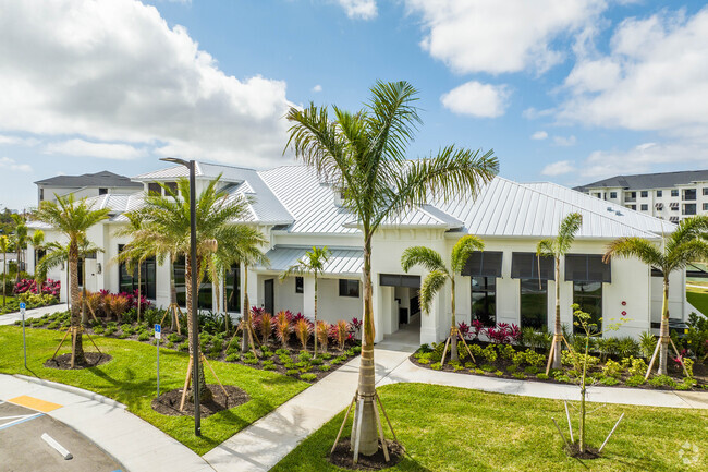 Aspire Cape Coral - 3514-3542 Chiquita Blvd Cape Coral, FL - Apartments ...