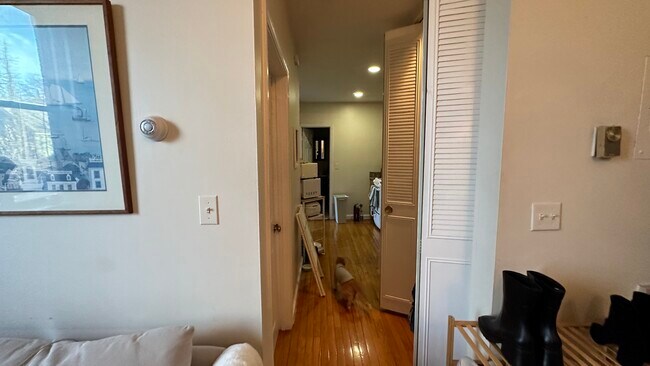 Foto del edificio - 427 Shawmut Ave