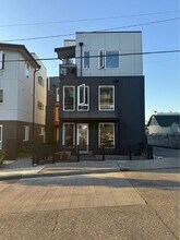 Building Photo - 2062 SW Charlestown St