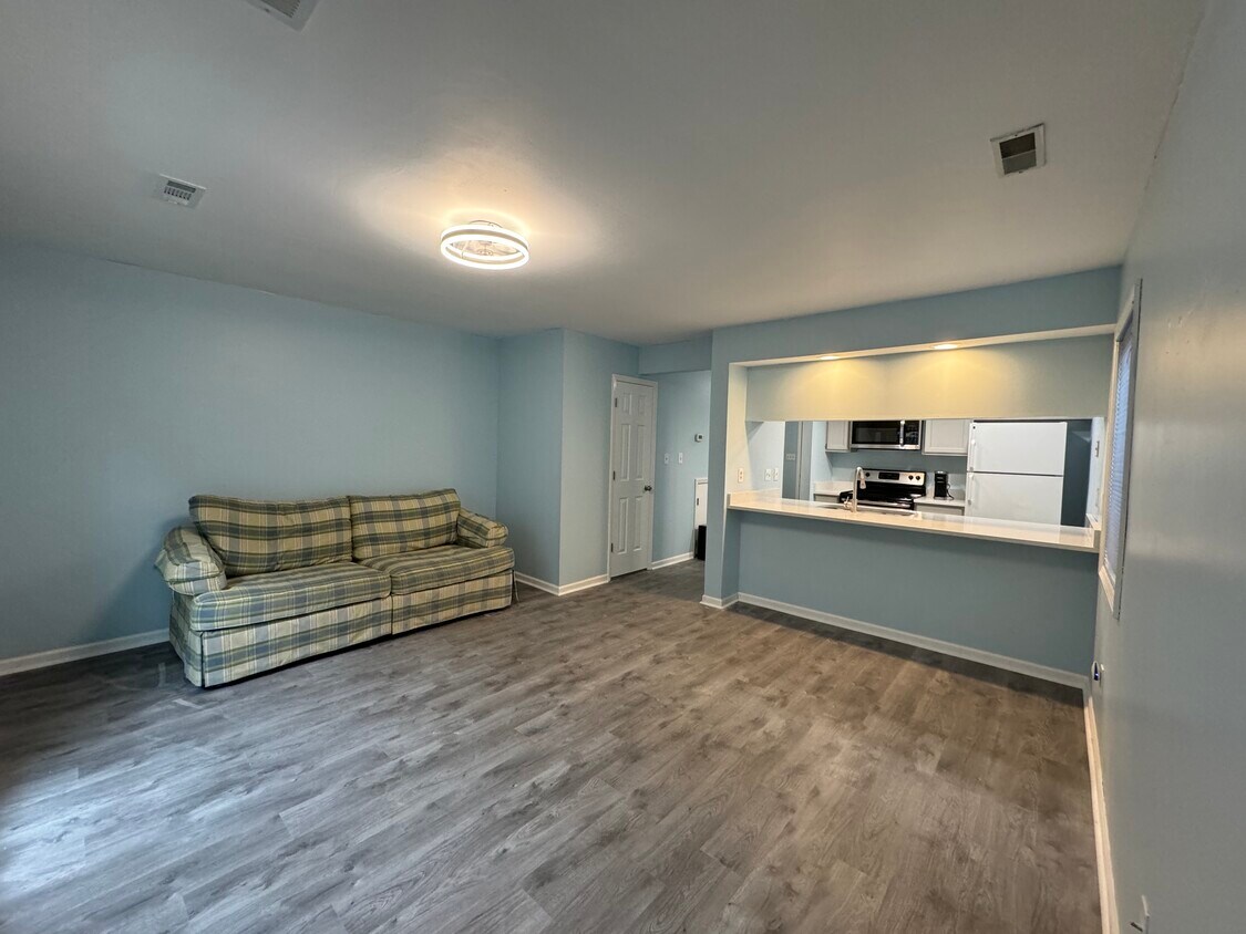 Foto principal - 401 10th Ave S
