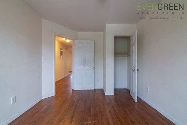 Building Photo - 293 Throop Ave
