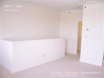 Building Photo - 309 Cedar St