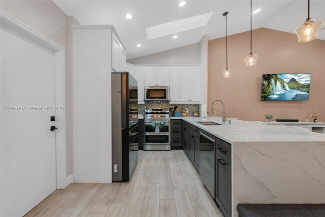 Foto del edificio - 4220 Grove Park Ln