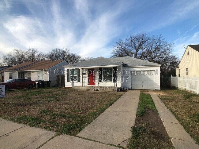 Building Photo - 3303 Runnels St
