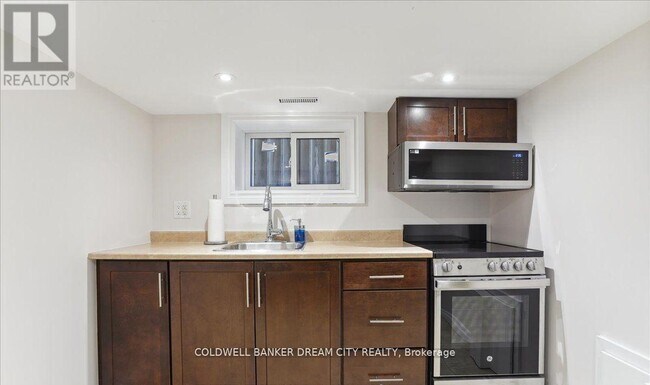 Photo du bâtiment - 464 Maybank Ave