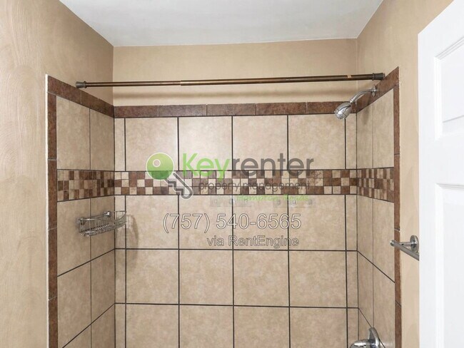 Foto del edificio - 417 Alleghany Rd