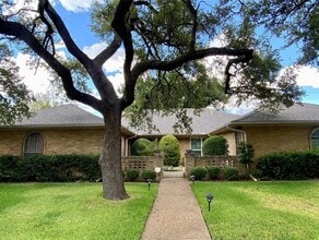 Building Photo - 7621 Dentcrest Dr