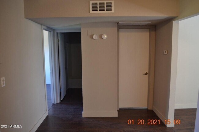 Foto del edificio - Nice 2 bedroom 2 bath apartment in Apache Junction!