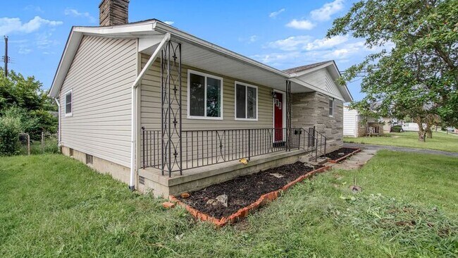 Building Photo - 2551 Symington Ave