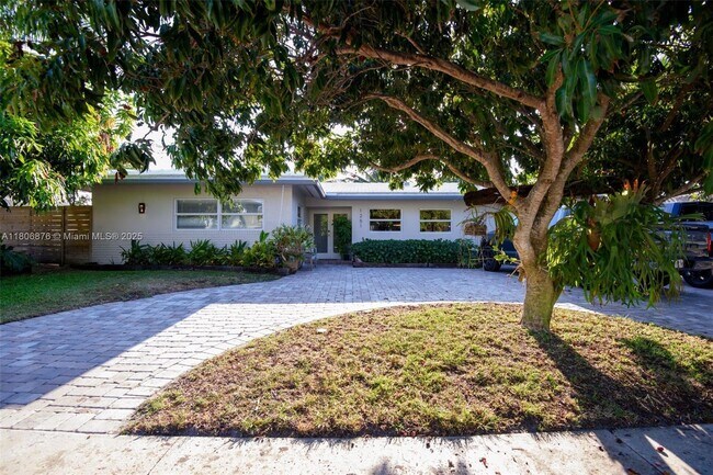 Foto del edificio - 1251 SW 11th Terrace