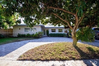 Building Photo - 1251 SW 11th Terrace