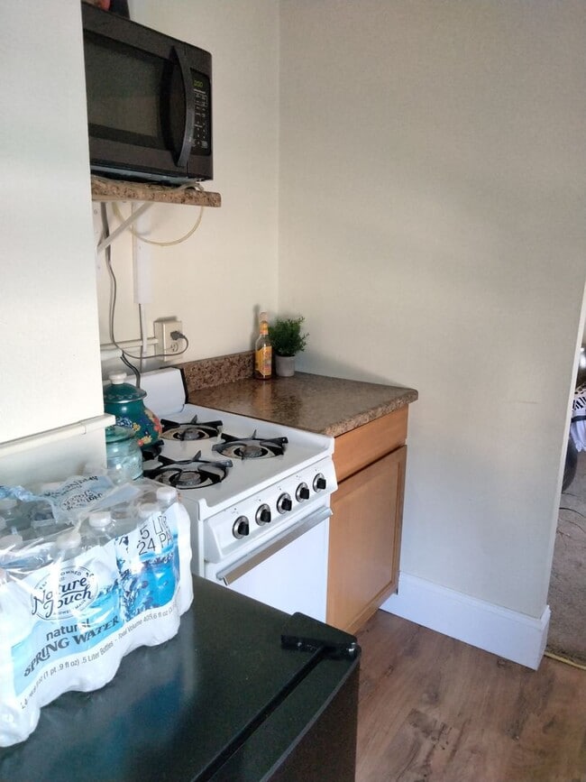 Building Photo - Studio Home in Owatonna