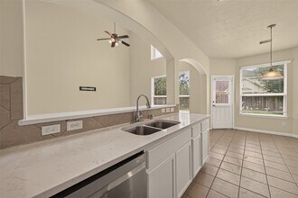 Building Photo - 3519 Lilac Ranch Dr