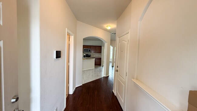 Foto del edificio - 2338 Beacon Brook Ln