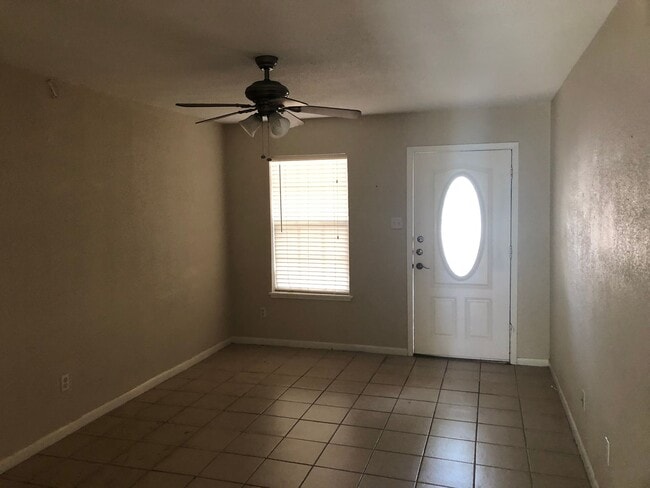 College Station -2 Bedroom 1 Bath duplex, ... - College Station -2 Bedroom 1 Bath duplex, ... House
