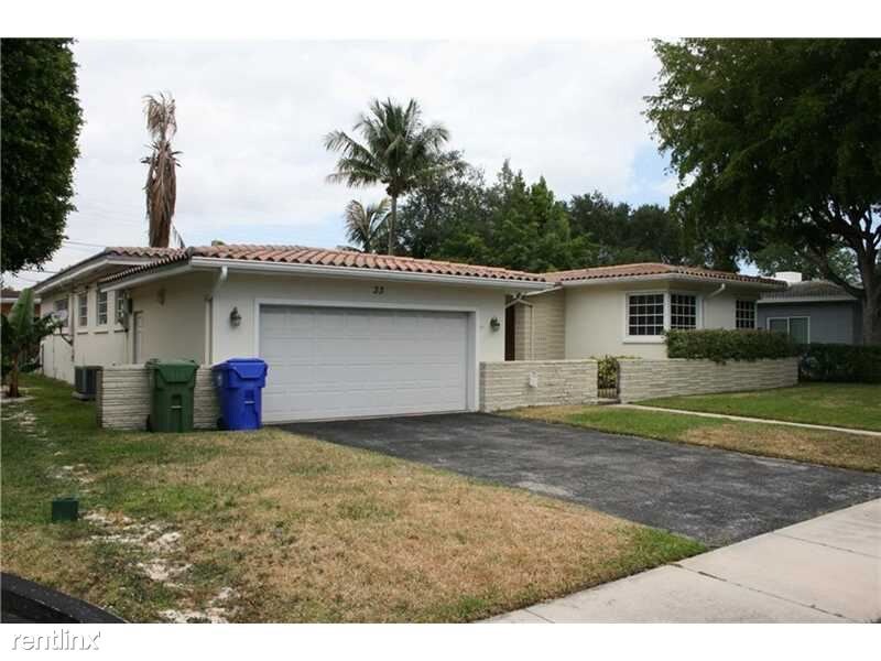 Primary Photo - 33 Samana Dr