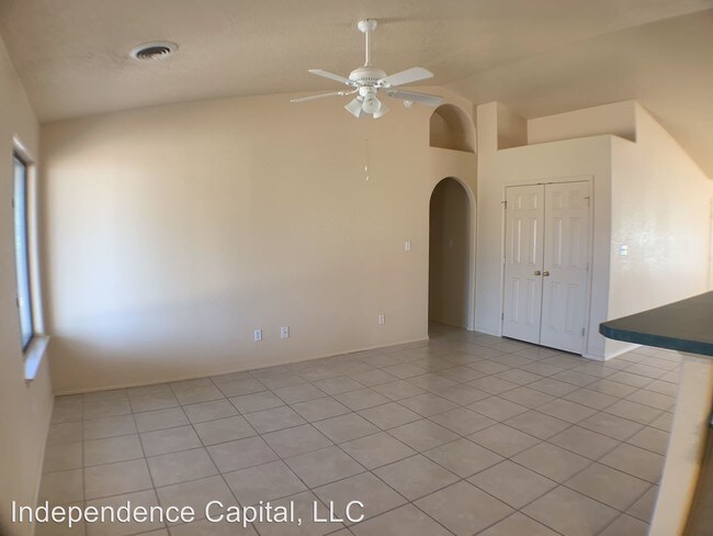 Building Photo - 3 br, 2 bath House - 4108 Abbey Rd.