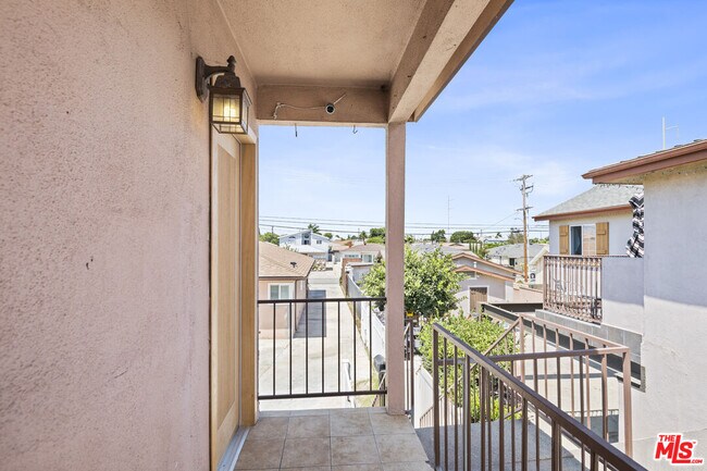 Foto del edificio - 4622 W 149th St