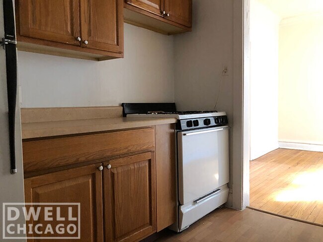 Foto del edificio - 1051 W North Shore Ave