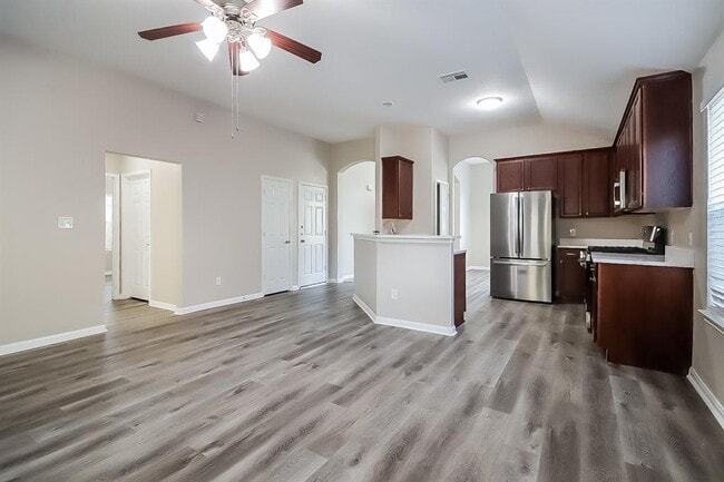 Building Photo - 8630 W Highlands Crossing