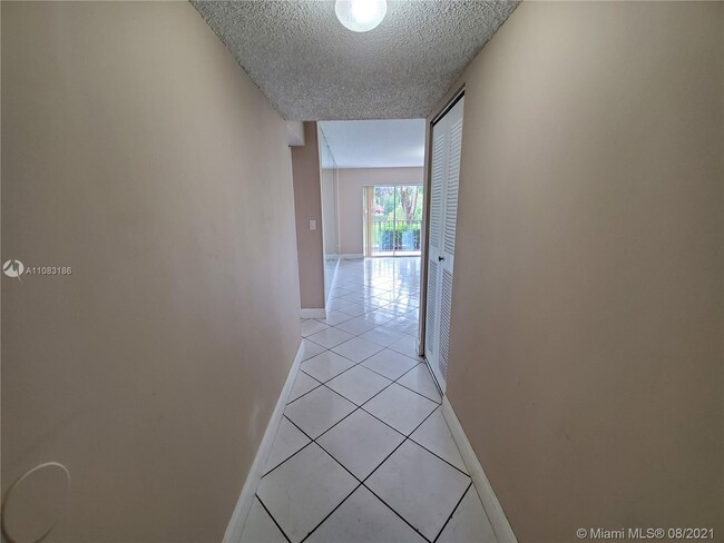 Building Photo - 14250 SW 62nd St