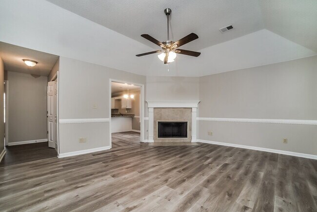 Building Photo - 9862 Allen Pkwy S