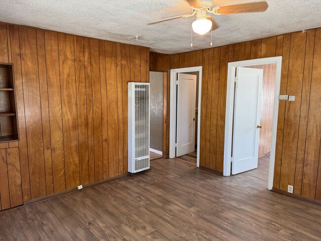Building Photo - 1291 Wallis Ave