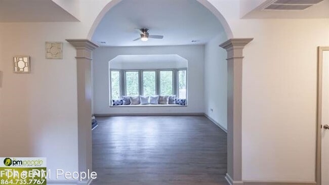 Building Photo - 5 br, 4 bath House - 201 Pebble Creek Way
